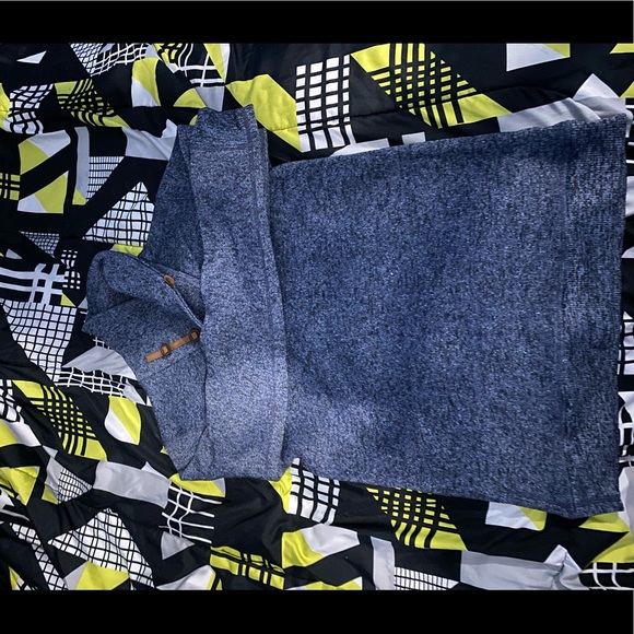 Turtleneck - Picture 1 of 1